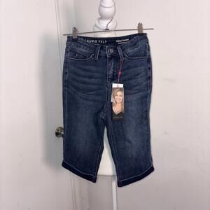 Laurie Felt Daisy Denim Knee Grazer Jeans NWT  W25” L12” Midrise New With Tags